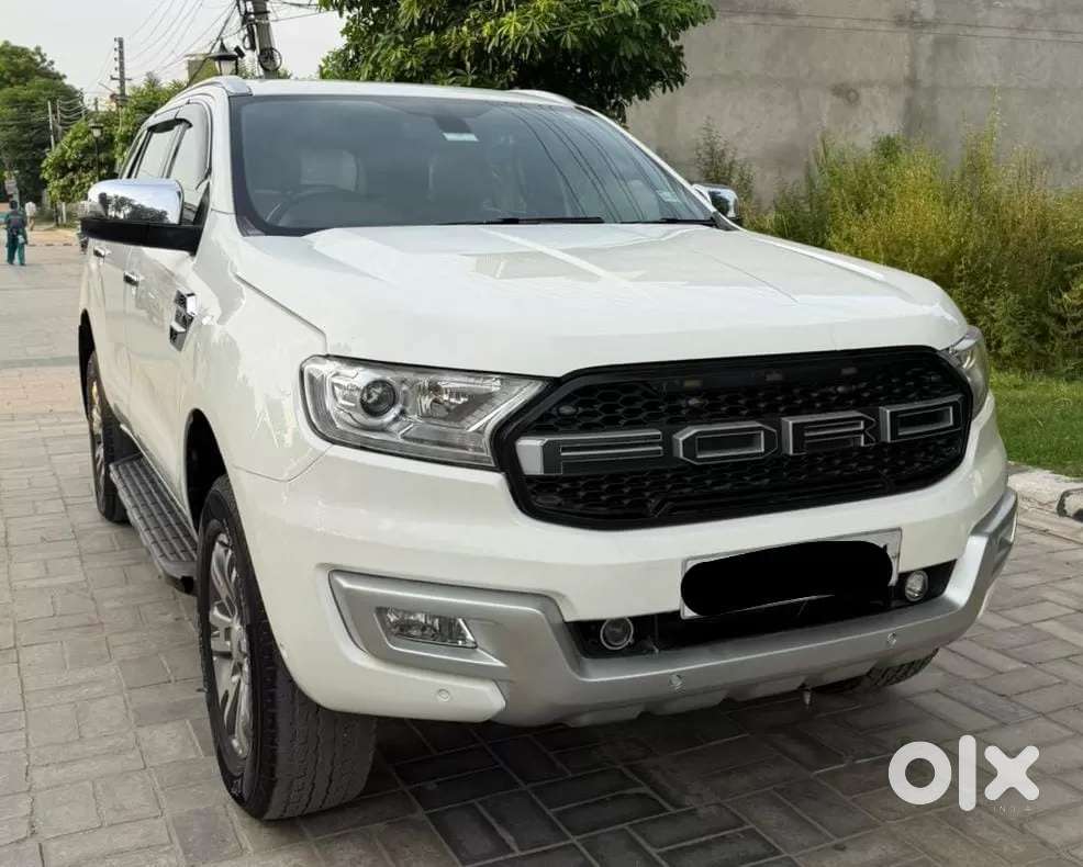 Ford Endeavour 3.2 Titanium At 4x4, 2017, Diesel