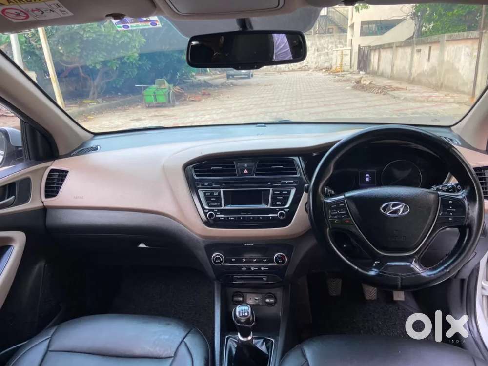 Hyundai Elite I20 Asta Option, 2015, Petrol