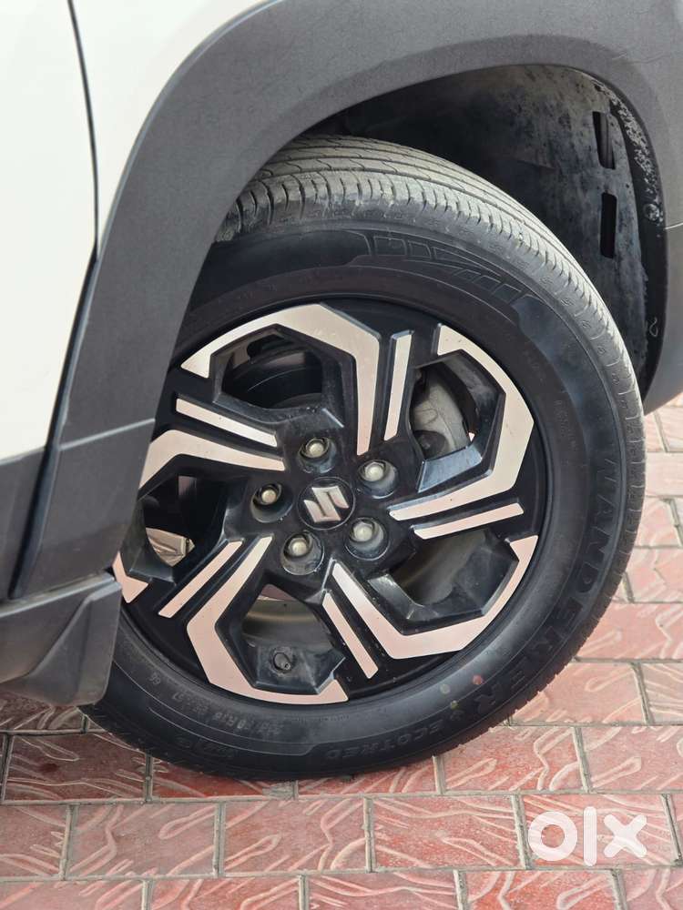 Maruti Suzuki Brezza 1.5 Zxi Plus Smart Hybrid, 2022, Petrol