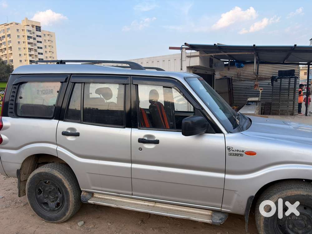 Mahindra Scorpio 2010 Manual