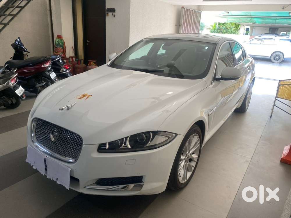 Jaguar Xf 2013 Diesel 106500 Km Driven