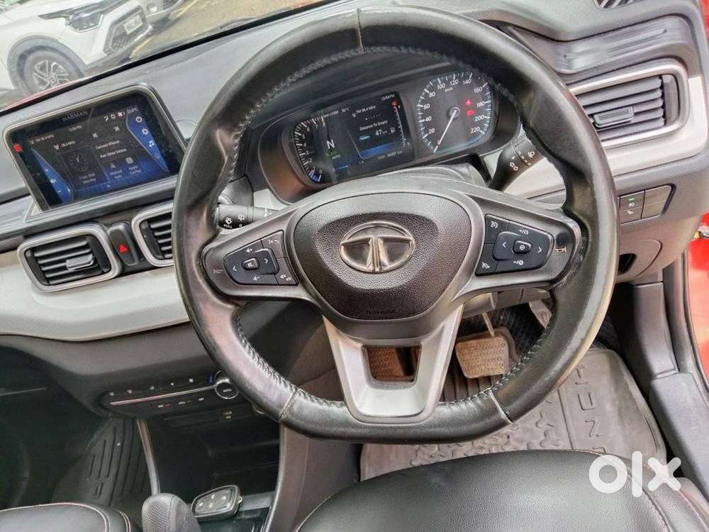 Tata Punch 1.2 Revotron Creative Amt Dual Tone, 2022, Petrol