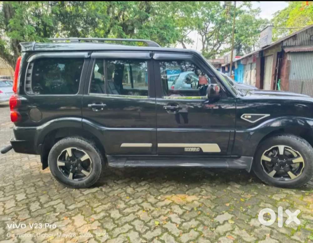 Scorpio S11