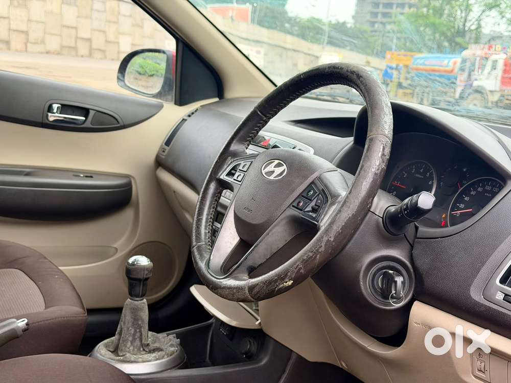Hyundai I20 Sportz 1.2 Bs-iv, 2014, Petrol