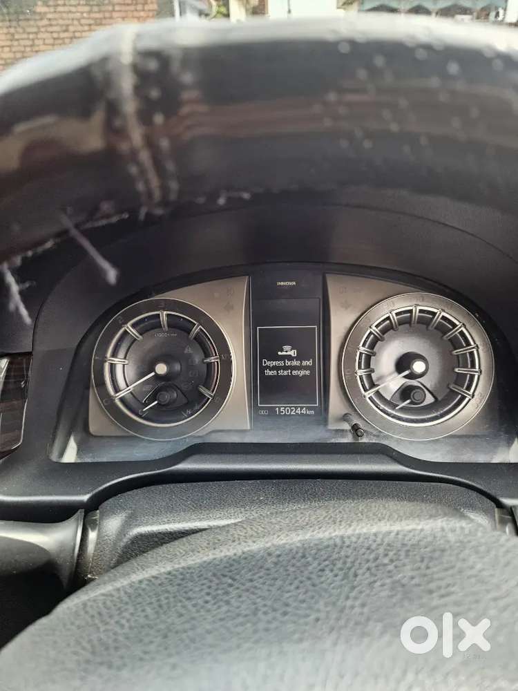 Toyota Innova Crysta 2.8 Diesel 2019