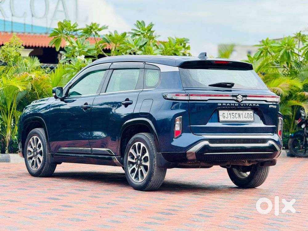 Maruti Suzuki Grand Vitara 1.5 Alpha Smart Hybrid At, 2023, Petrol
