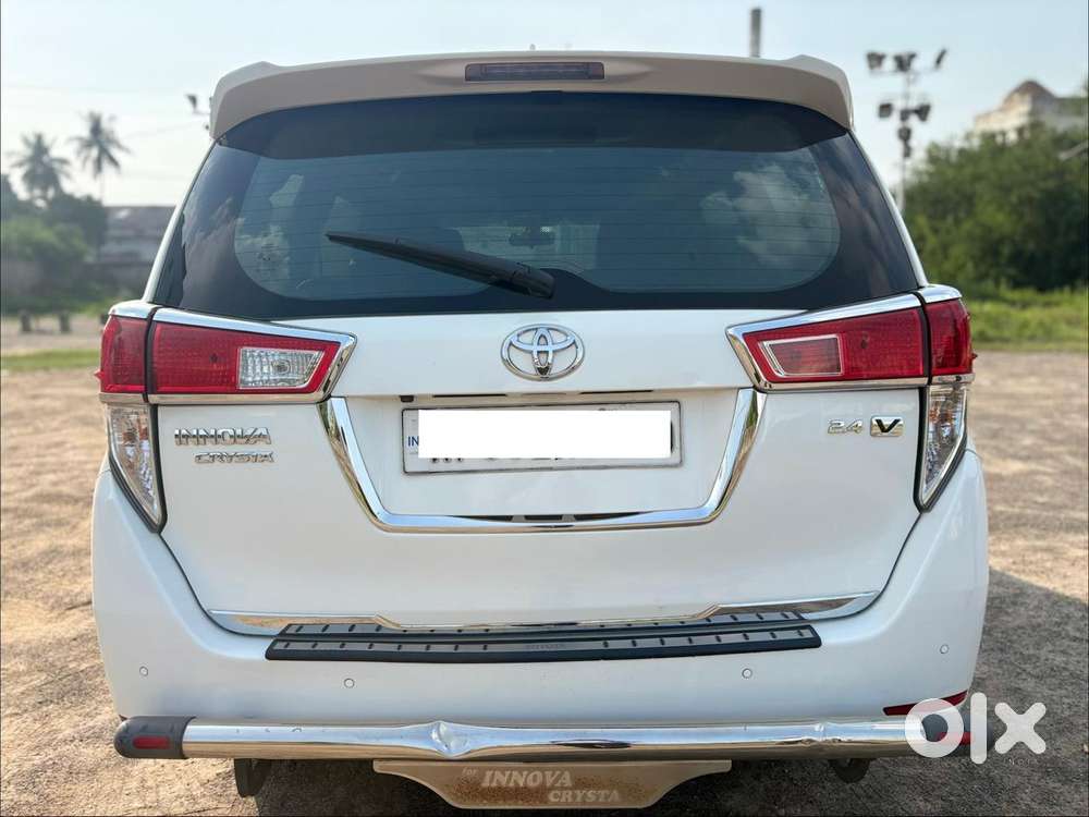 Toyota Innova Crysta [2020-ongoing] 2.4 Vx 7 Str, 2021, Diesel