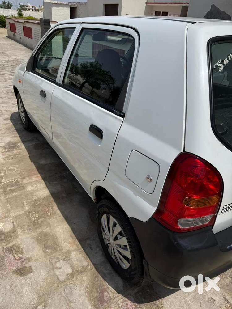 Alto K10 White