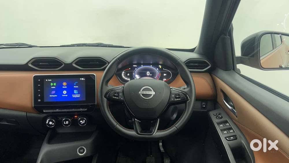 Nissan Magnite 1.0 Xv Premium Dual Tone, 2024, Petrol