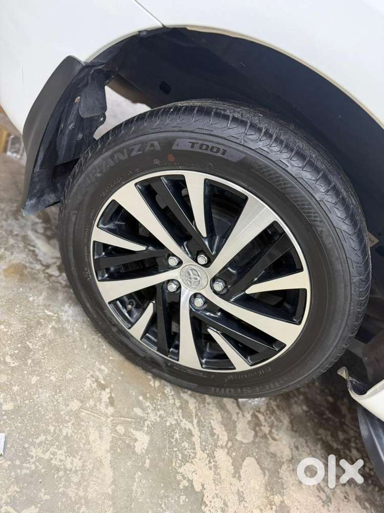 Toyota Innova Automatic Petrol 2.7 Z At 2022 December Car