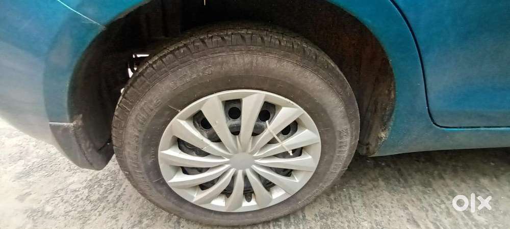 Maruti Suzuki Dzire Petrol 65000 Km Driven