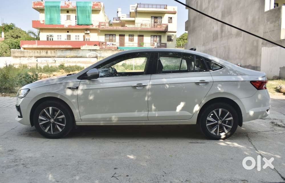 Skoda Slavia 1.0 Tsi Style At, 2022, Petrol