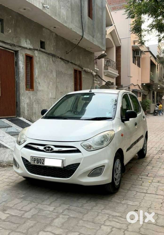 Hyundai I10 Magna O, 2016, Petrol