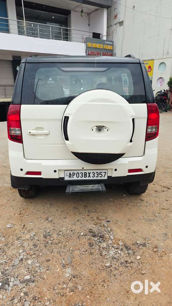 Mahindra Tuv 300 T8, 2016, Diesel