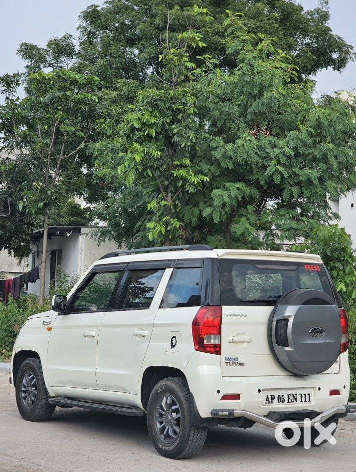 Mahindra Tuv 300 T10, 2018, Diesel