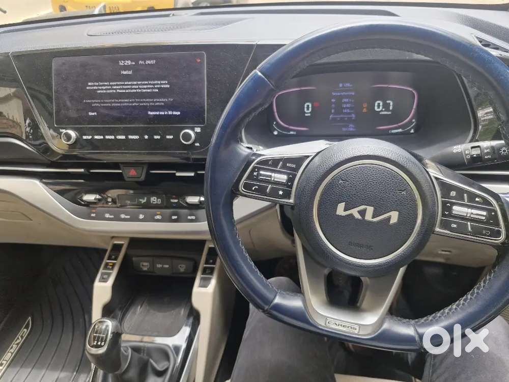 Kia Carens Luxury Plus 7str 2023