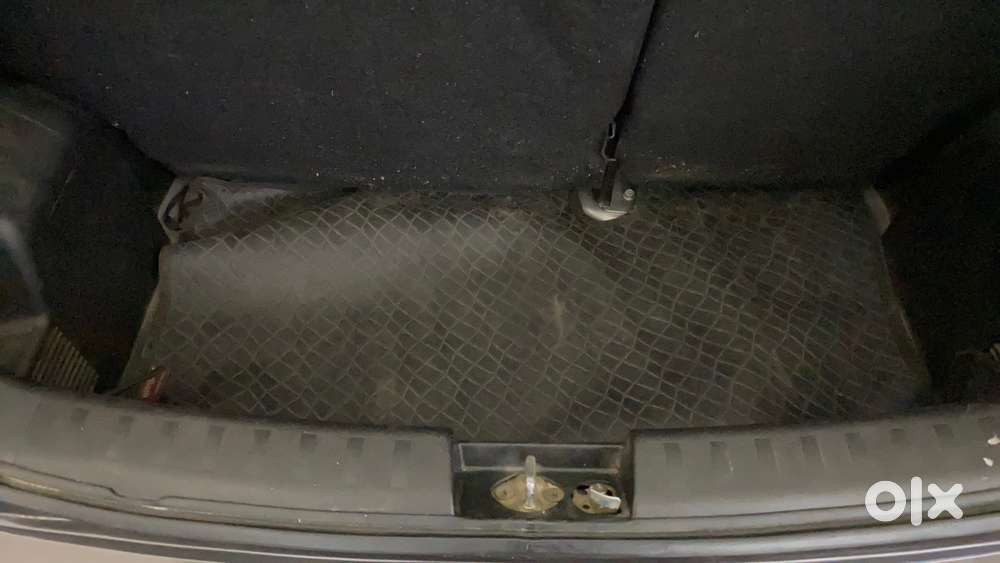 Maruti Suzuki Swift 1.2 Lxi (o), 2017, Petrol