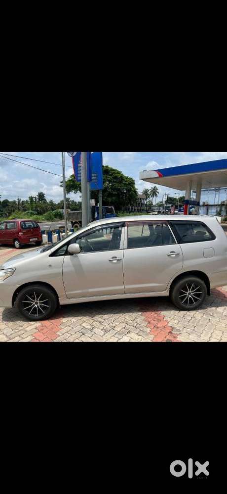 Toyota Innova 2.5 G (diesel) 7 Seater, 2012, Diesel