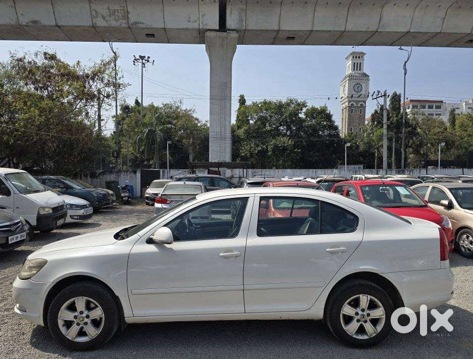 Skoda Laura 1.9 Tdi Mt Ambiente, 2009, Diesel