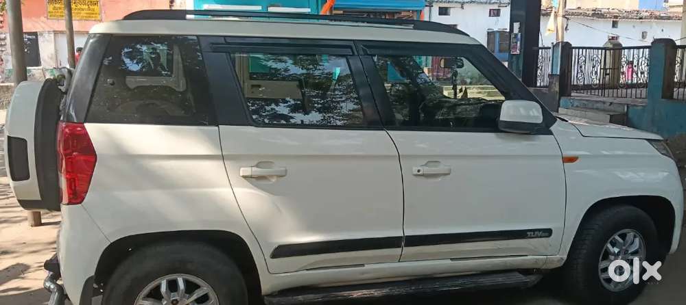 Mahindra Tuv 300 2016 Diesel Well Maintained