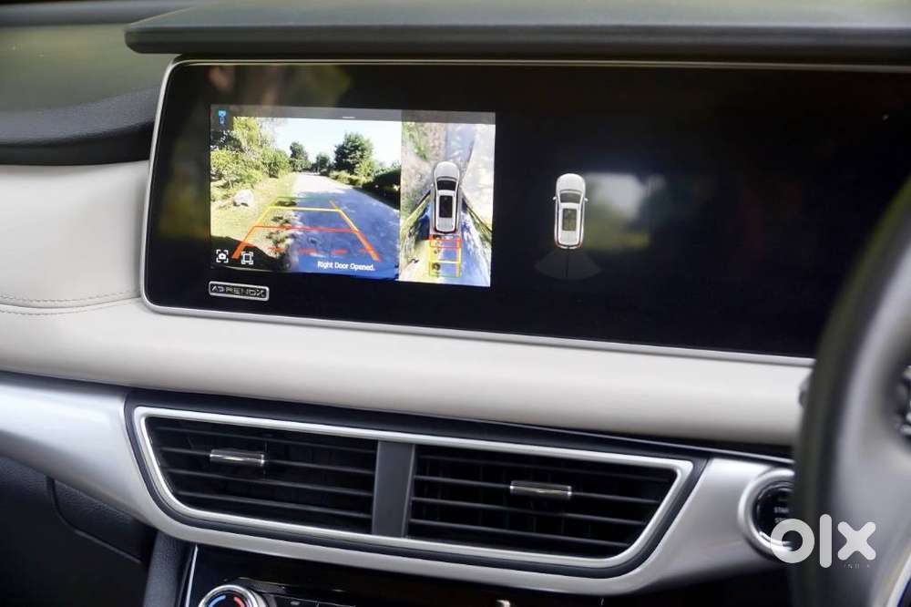 Mahindra Xuv700 2.2 Ax 7 Diesel At Str, 2023, Diesel