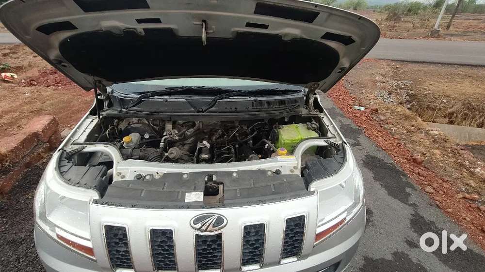 Mahindra Tuv 300 2016