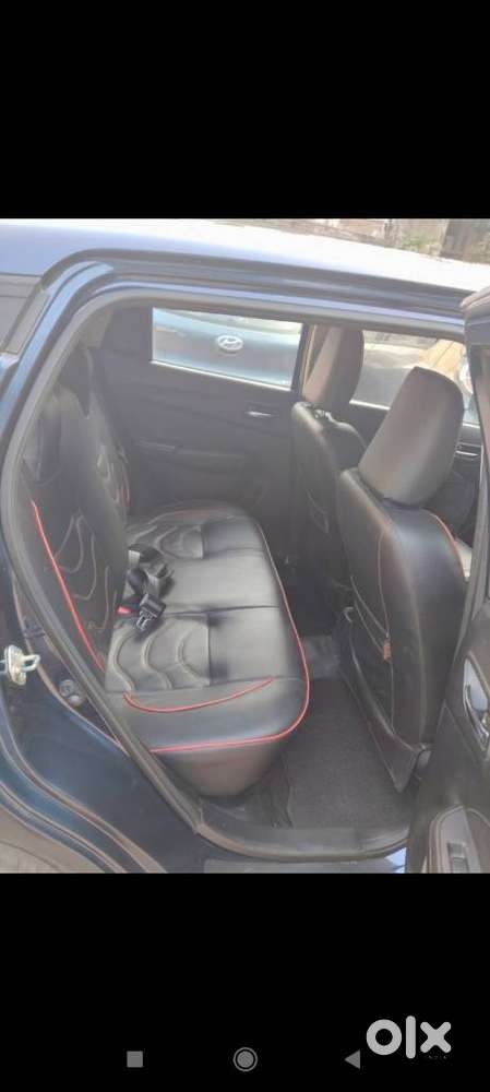 Maruti Suzuki Swift Vxi + Manual, 2022, Petrol