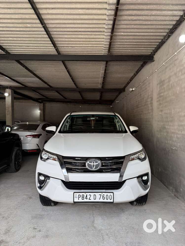 Toyota Fortuner 4x2 At 2.8 Diesel, 2019, Diesel