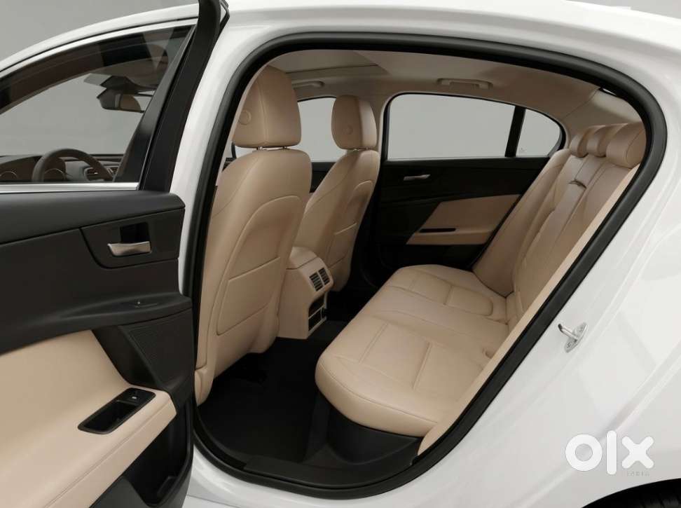 Jaguar XE Prestige, 2017, Petrol
