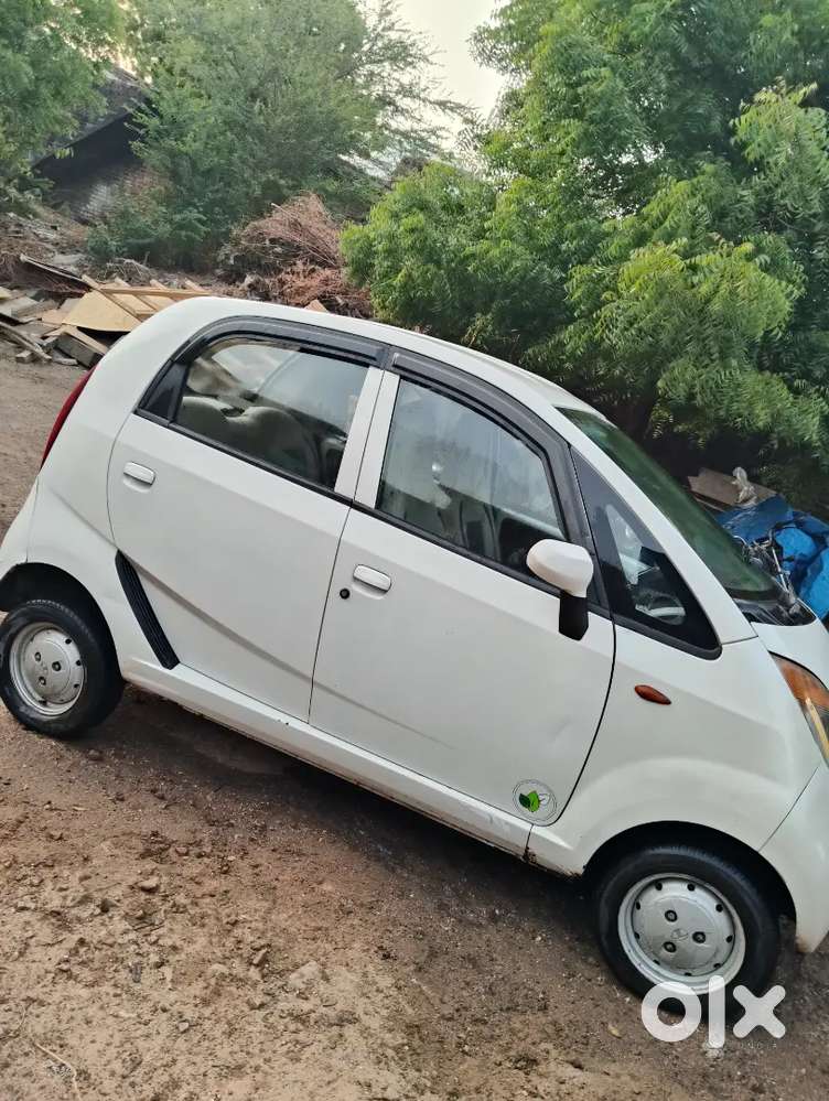 Petrol Par Chalu Chhe...cng Valve Chacj Karava Nu Chhe