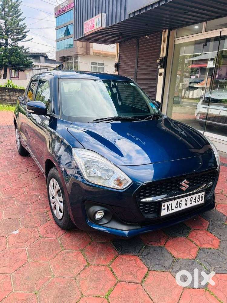 Maruti Suzuki Swift Vxi + Manual, 2022, Petrol
