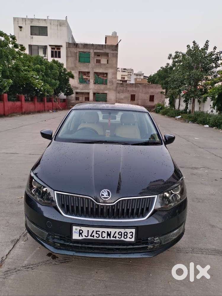 Skoda Rapid 1.0 Turbo  Single Hand Use