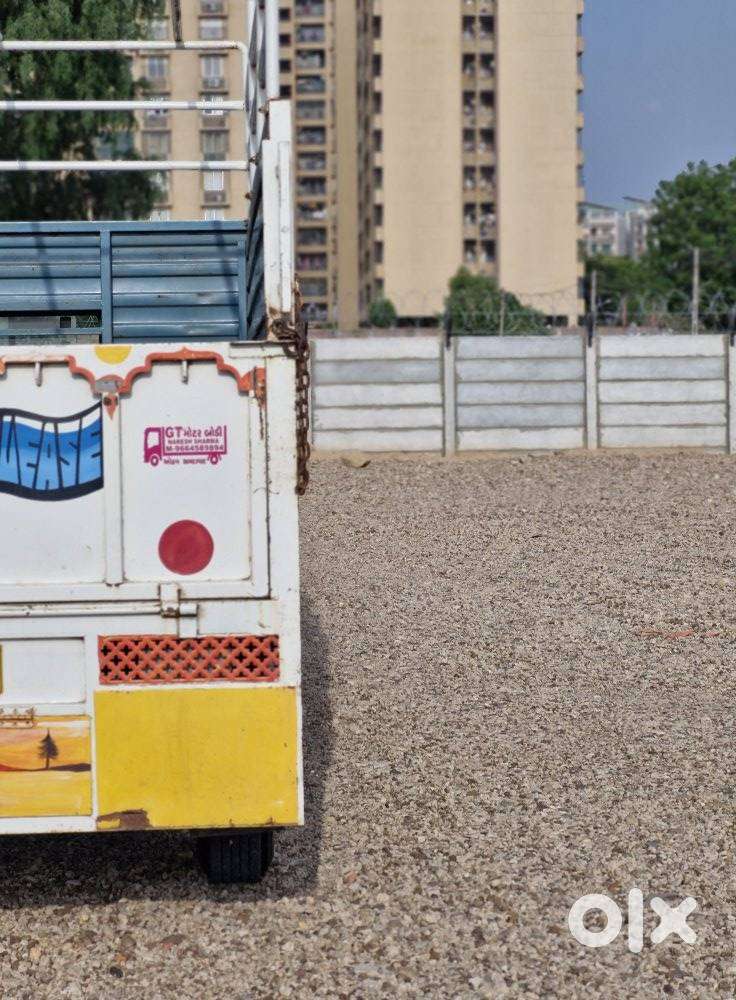 Mahindra Bolero Diz, 2024, Diesel
