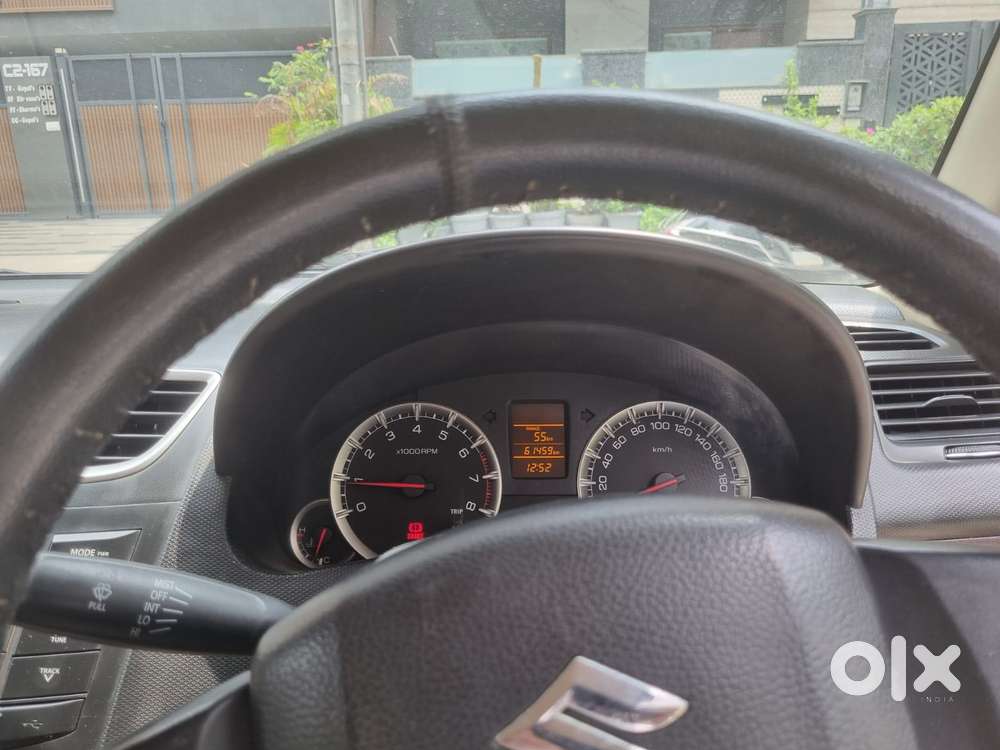 Maruti Suzuki Swift Dzire Vxi Optional, 2012, Petrol