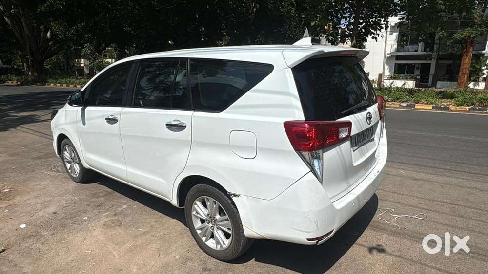 Toyota Innova Crysta 2020 Diesel 148000 Km Driven