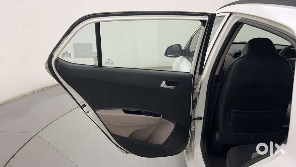 Hyundai Grand I10 1.2 Kappa Asta At Vtvt, 2016, Petrol