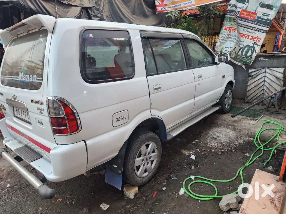 Chevrolet Tavera Neo 2013
