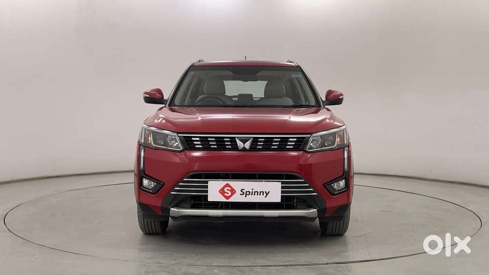 Mahindra Xuv300 1.2 W8 (o) Amt Petrol, 2022, Petrol