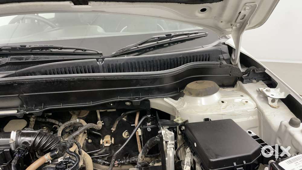 Maruti Suzuki Vitara Brezza 1.5 Zxi At, 2022, Petrol