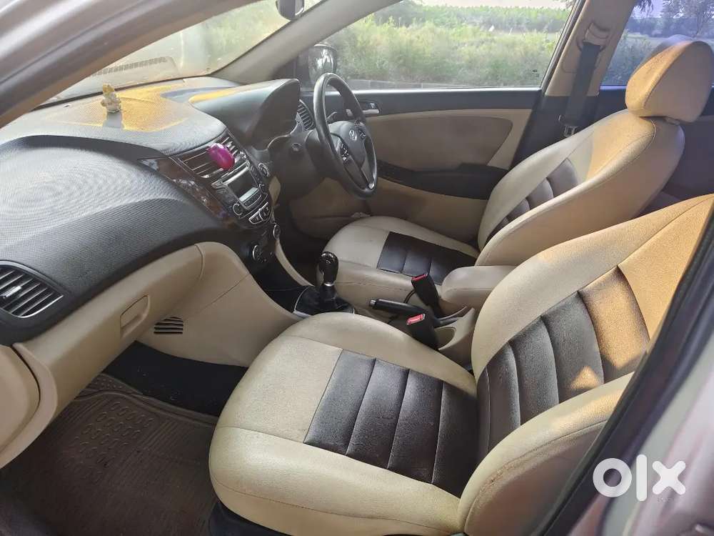 Hyundai Verna 2015