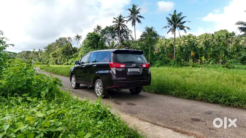 Toyota Innova Crysta 2018 Diesel Well Maintained