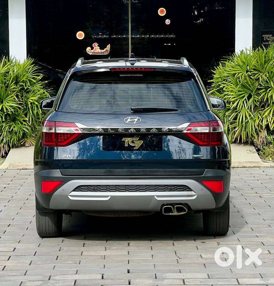 Hyundai Alcazar 2.0 Signature (o) Petrol At 6 Str, 2021, Petrol