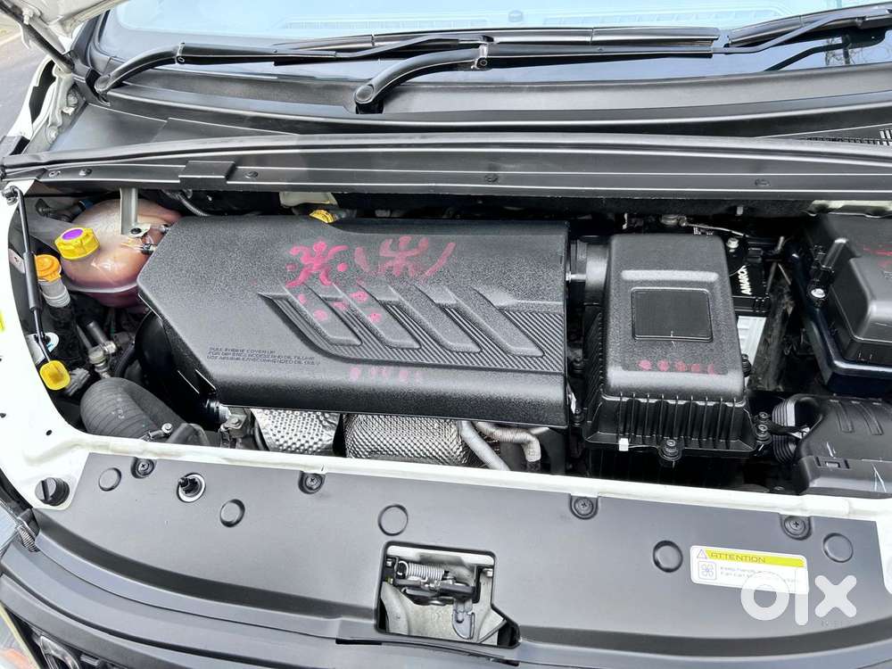 Mahindra Marazzo 1.5 M6 Plus 8 Str, 2021, Diesel
