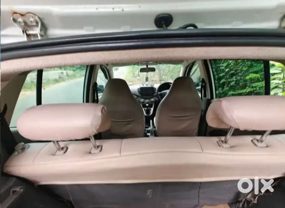 Hyundai Grand I10 Sportz 2012