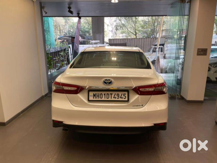 Toyota Camry Hybrid, 2021, Petrol