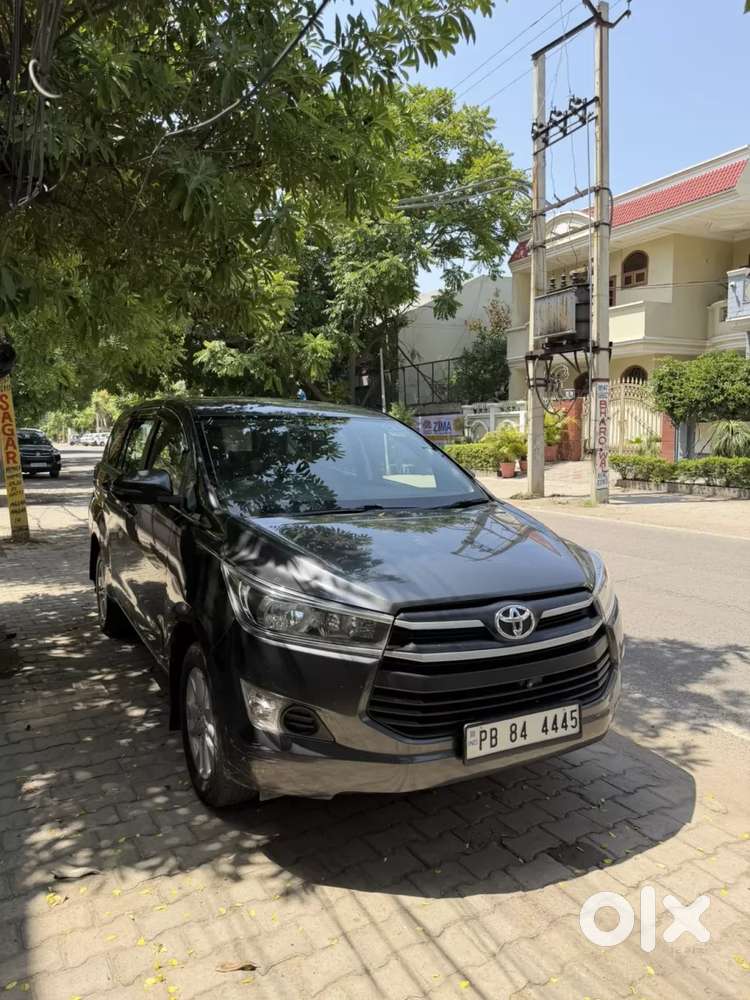 Toyota Innova Crysta 2.4 G Plus Mt 7 Str, 2020, Diesel