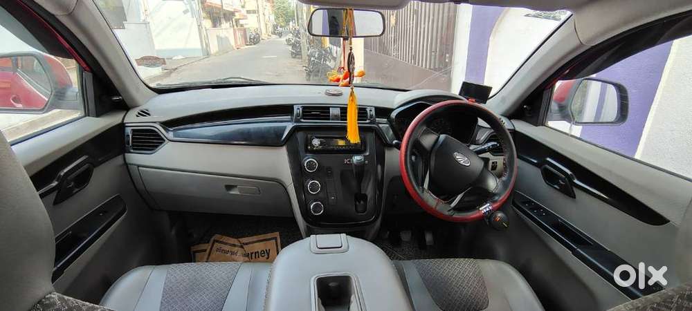 Mahindra Kuv 100 4+ G80 6s 2017 Petrol Good Condition