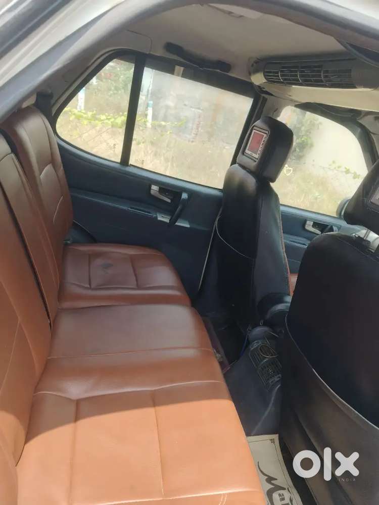 Tata Safari Top Model  Luxury + Power Combo Showroom Room Condition