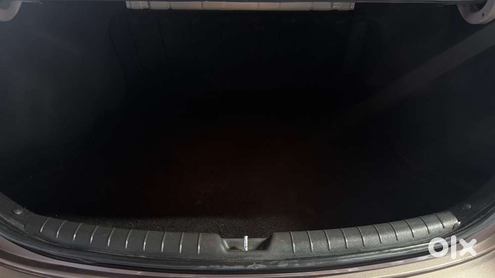 Hyundai Verna 1.6 Sx (o) Vtvt At, 2018, Petrol