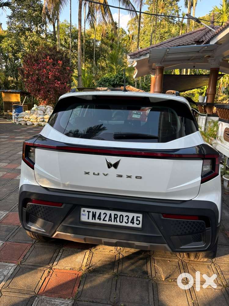 Mahindra Xuv 3xo 2024 Petrol